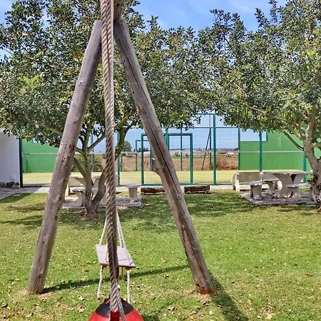 De La Casa Forestal شاليه كونيل ذي لا فرونتيرا